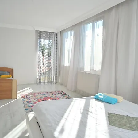 ロッジ Orman Is 6 Minutes From The Airport Arnavutköy
