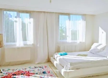 ロッジ Orman Is 6 Minutes From The Airport *