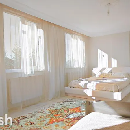 Orman Is 6 Minutes From The Airport Lodge
