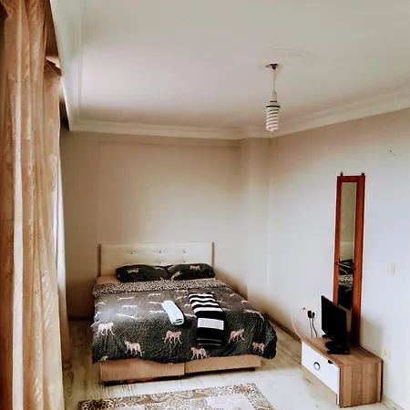 ロッジ Orman Is 6 Minutes From The Airport Arnavutköy