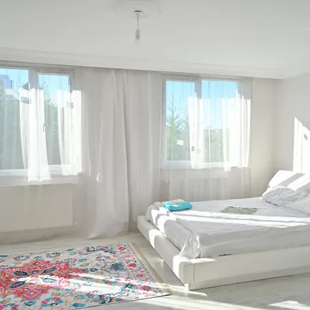 Lodge Orman Is 6 Minutes From The Airport Arnavutkoy