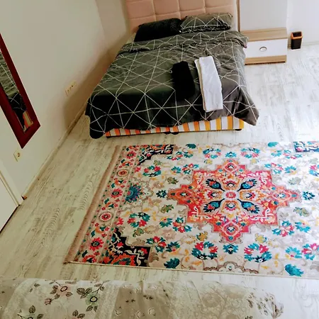 Orman Is 6 Minutes From The Airport *